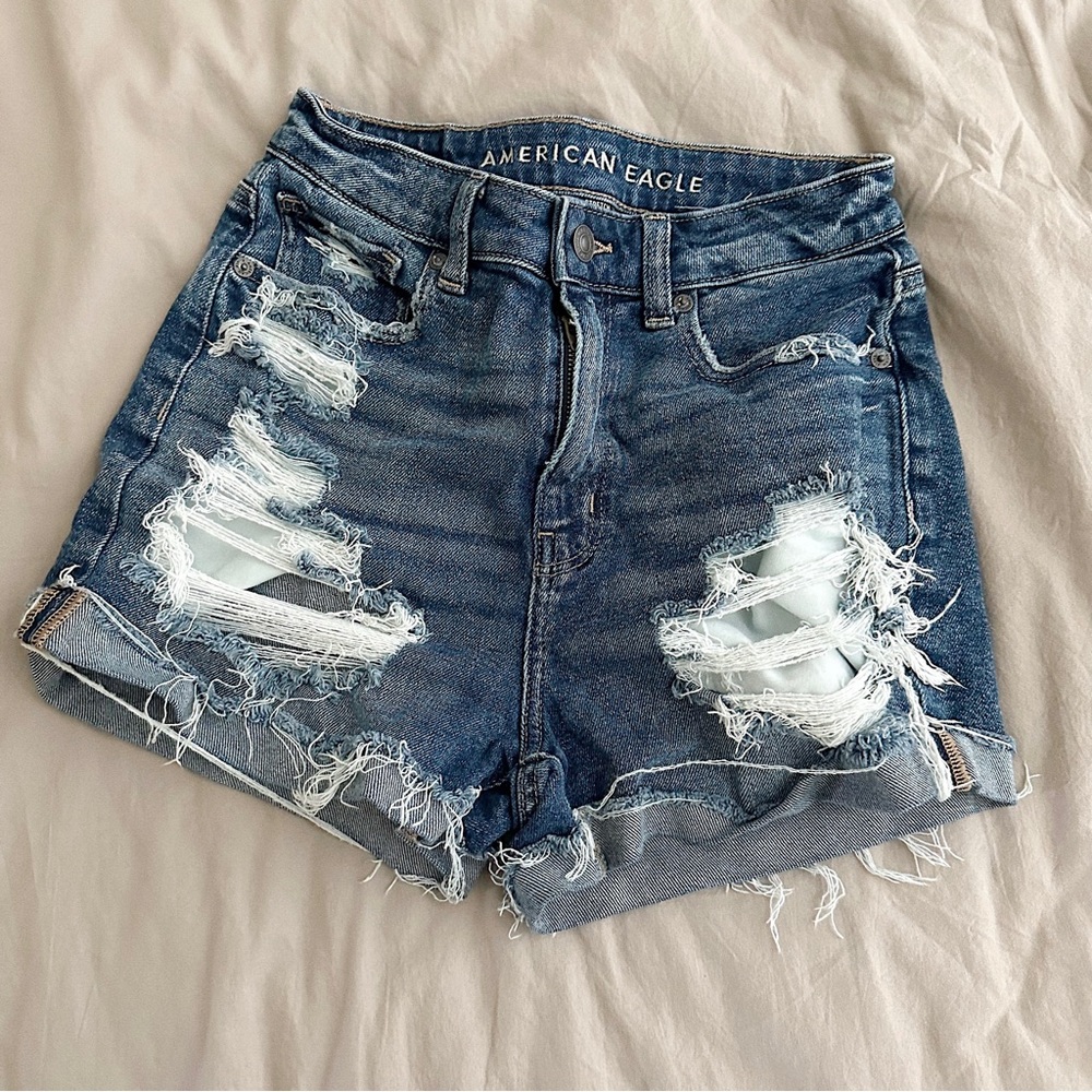 American Eagle Size 2 Mom Shorts